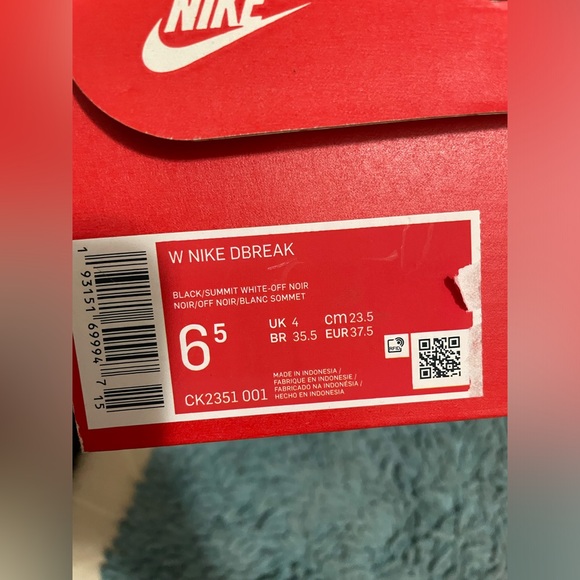 Nike shoes 6.5 - Picture 3 of 3